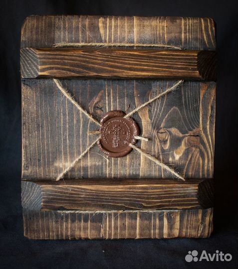 Икона деревянная 