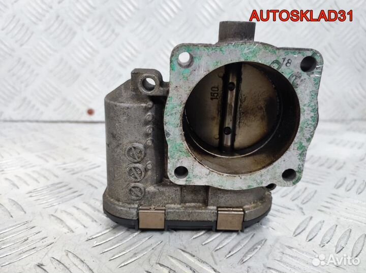 Заслонка дроссельная Audi A4 B6 06B133062B