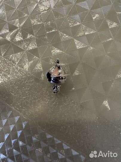 Pandora шарм мальчик