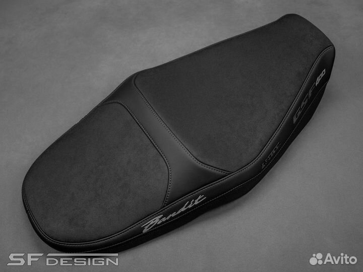 Сиденье для Suzuki GSF 400 Silver Mark Black Cape