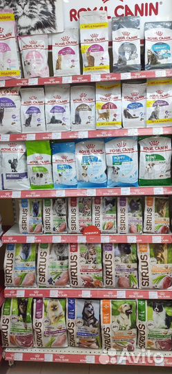 Корм для собак и кошек