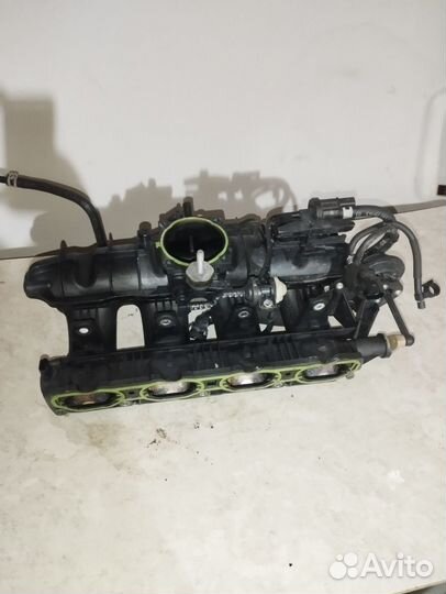 Впускной коллектор Ауди а4б8 1.8tfsi