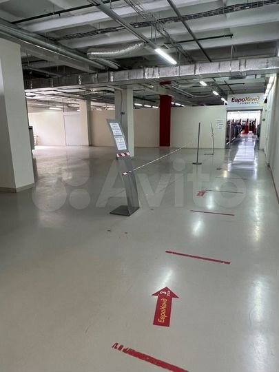 Торговая площадь, 1300 м²