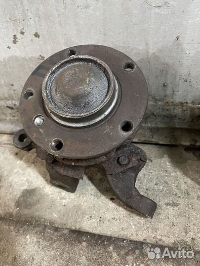 Кулаки со ступицами (укороченная сошка)