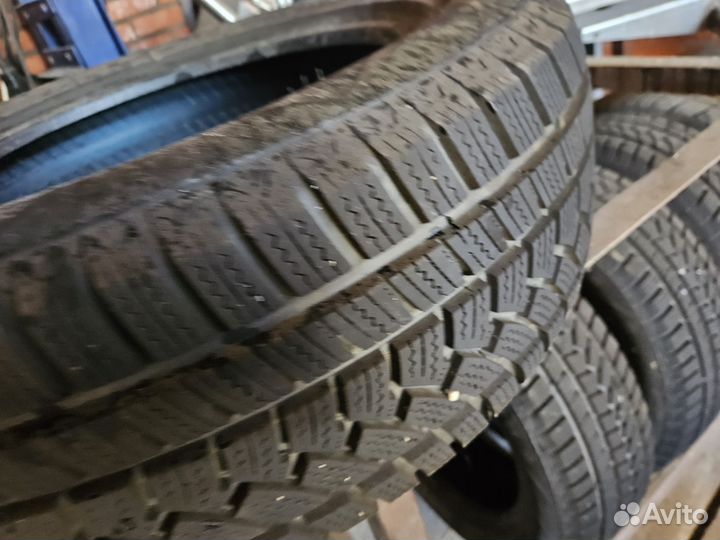 Sunfull SF982 215/60 R17 96H