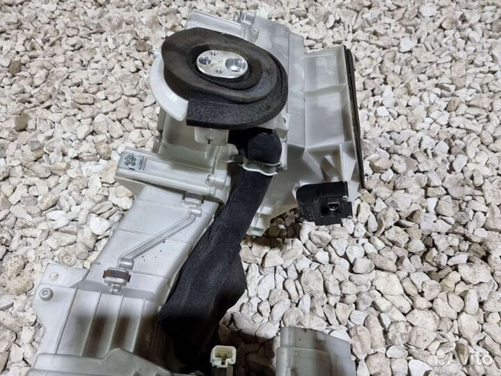 Корпус печки Паджеро 4