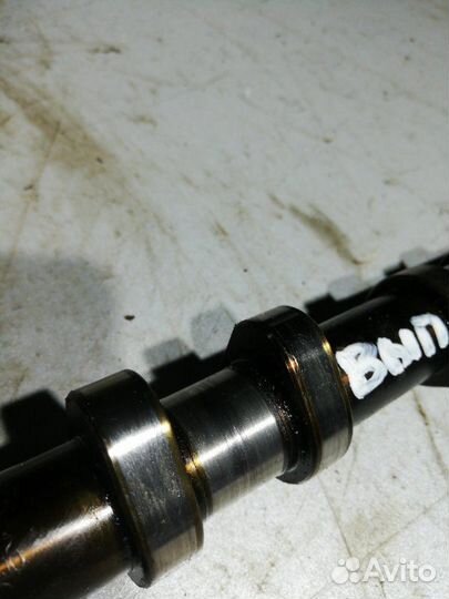 Распредвал выпускной Volkswagen Passat B6 2.0 BPY