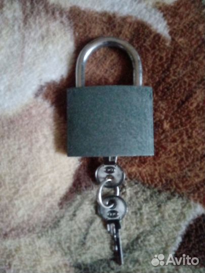 Навесной замок