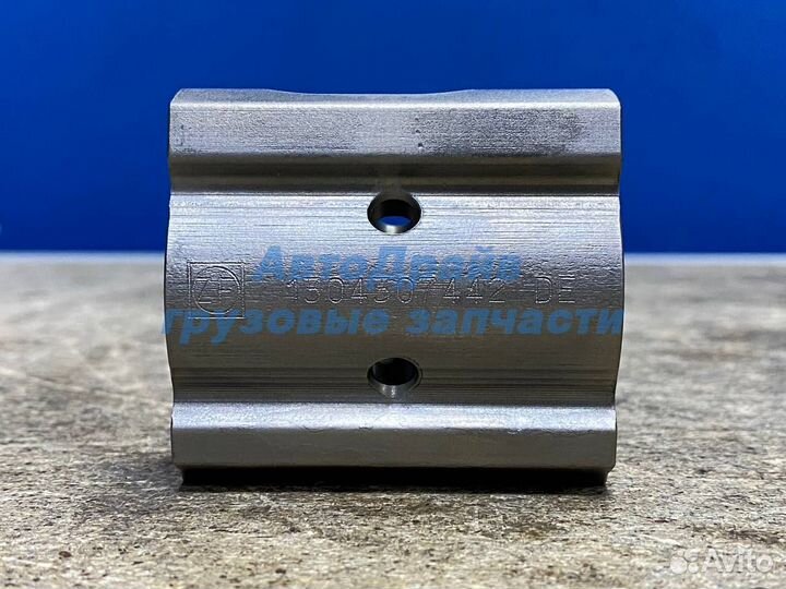 Втулка селектора кпп ZF 8S180 6S150C 16S109