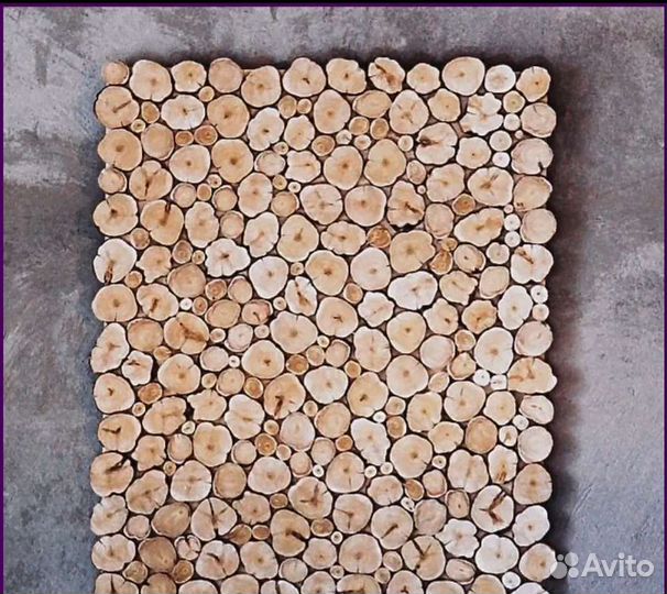 Панно из можжевельника