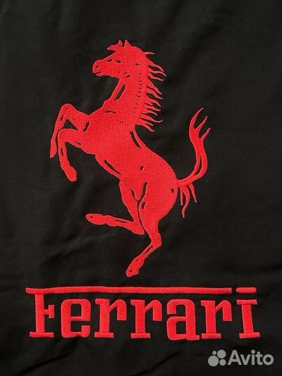 Винтажная ветровка Ferrari