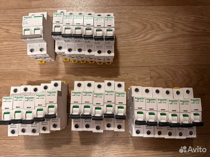 Schneider Electric автоматы Acti9 и рубильник