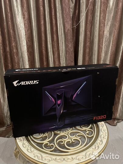 Монитор новый