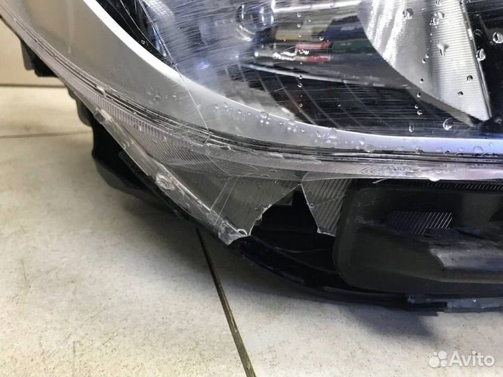 Фара правая Kia Rio