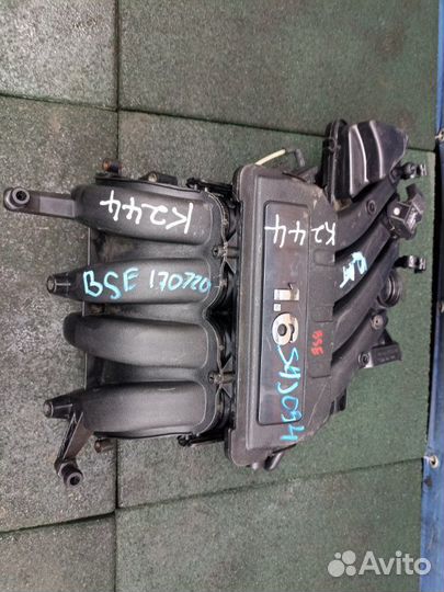 Коллектор впускной Volkswagen Golf 6 1.6 BSE 2012