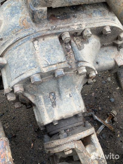 Тягач на разбор