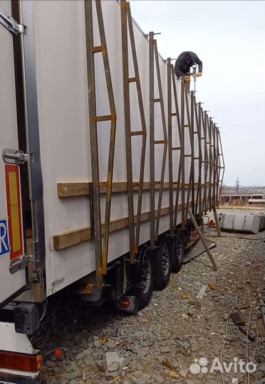 Полуприцеп рефрижератор Schmitz Cargobull SKO 27, 2000