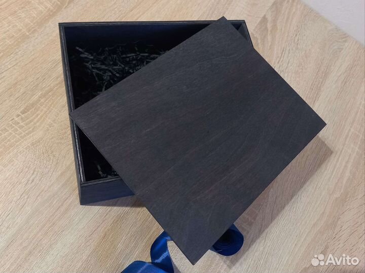 Коробка подарочная