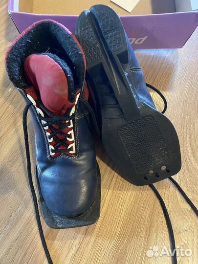 Лыжные ботинки