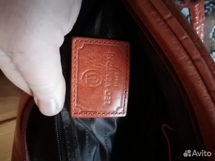 Сумка женская натуральная кожа,бренд
