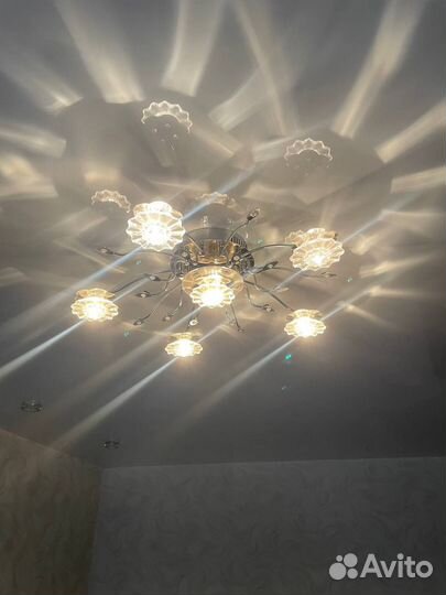 Люстра галогеновая