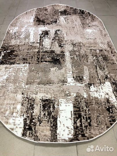 Ковер новый овальный куглый