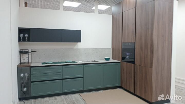 Кухонный гарнитур с фабрики