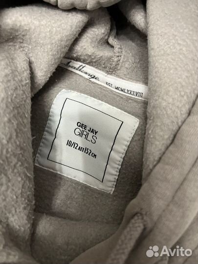 Костюм на девочку 152 gee jay