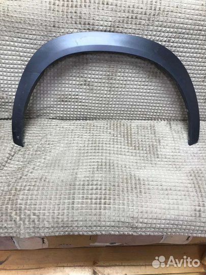 Накладка крыла передняя правая lexus nx 200