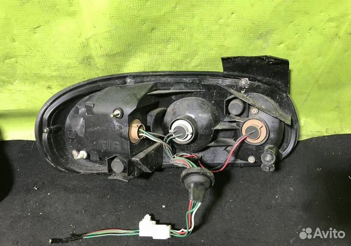 Фонарь задний правый Mazda MX5 2 2001-2005 рес