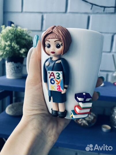 Кружка с декором из полимерной глины