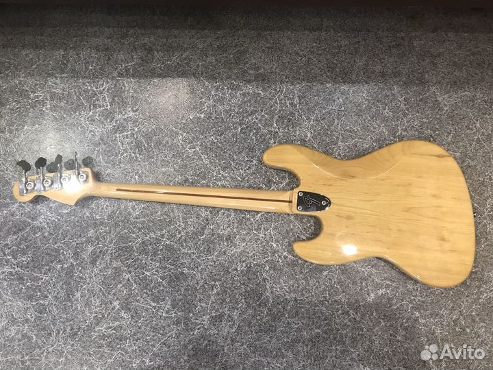 Бас гитара Fender jazz bass '75 Japan