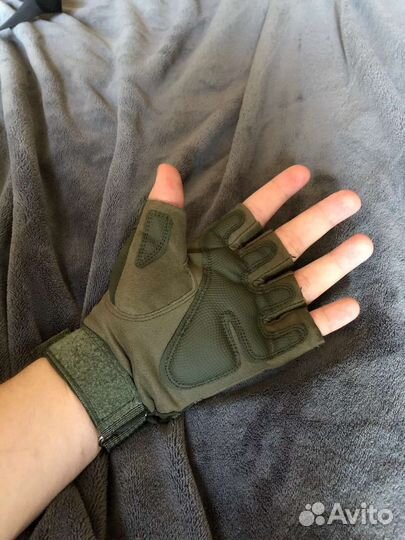 Перчатки тактические