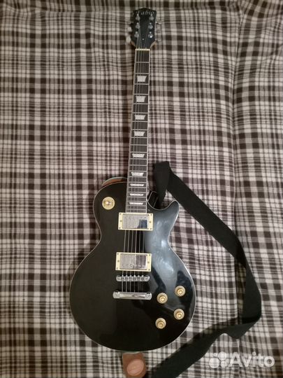 Электро гитара Les Paul Fabio