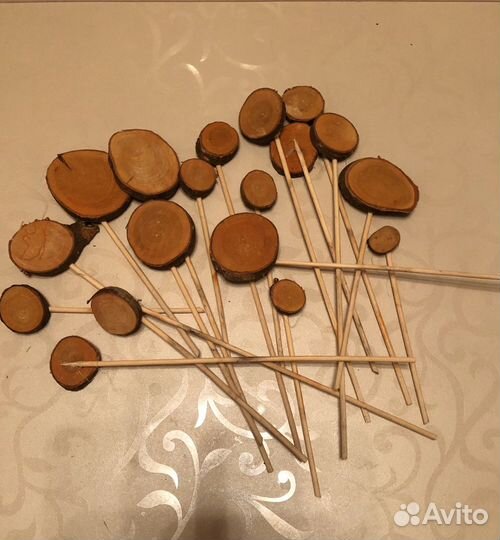 Для изготовления и оформления букетов