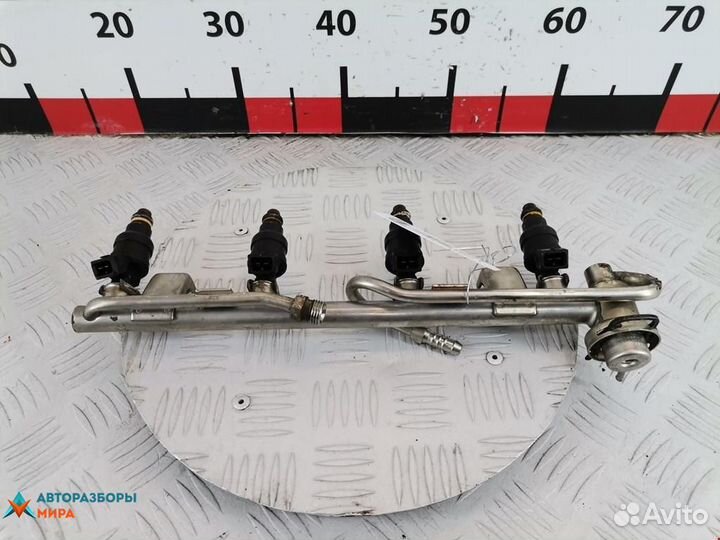 Форсунка Audi A6 4A/C4 1996 058133551A