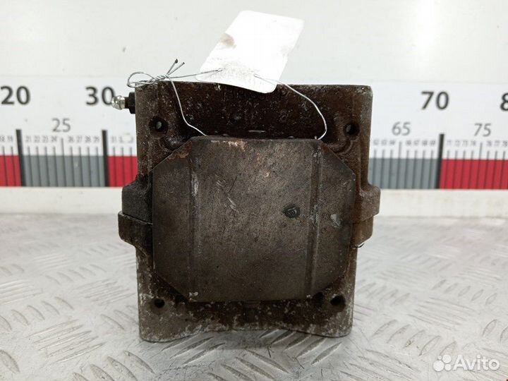 Суппорт задний левый для Peugeot-Citroen C5 1