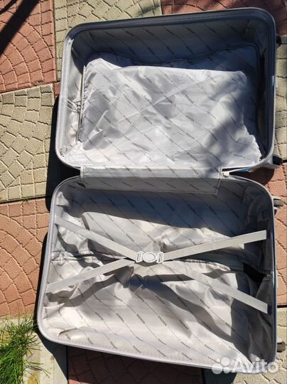 Чемодан на колесах