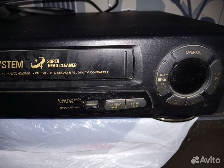 Видеомагнитофон jvc