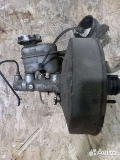 Главный тормозной цилиндр+вакуум Kia Rio 2002-2005