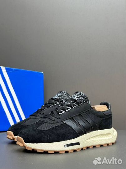 Кроссовки Adidas Retropy