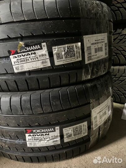 Yokohama Advan Sport V105 275/45 R21 и 315/40 R21