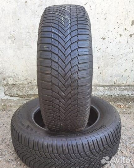 Bridgestone Weather Control A001 215/65 R16 102V