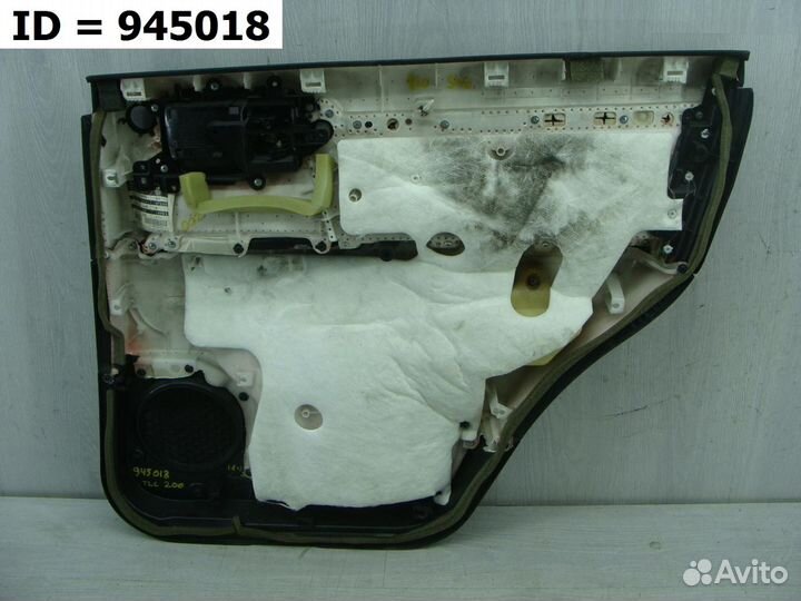 Обивка двери задней левой Toyota Land Cruiser