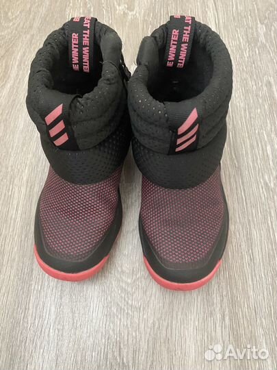 Ботинки adidas