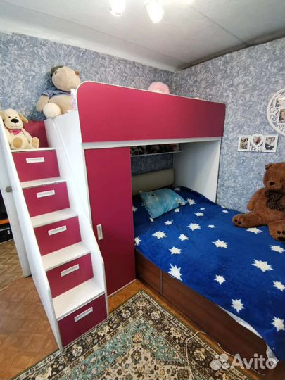 Кровать двухьярусная