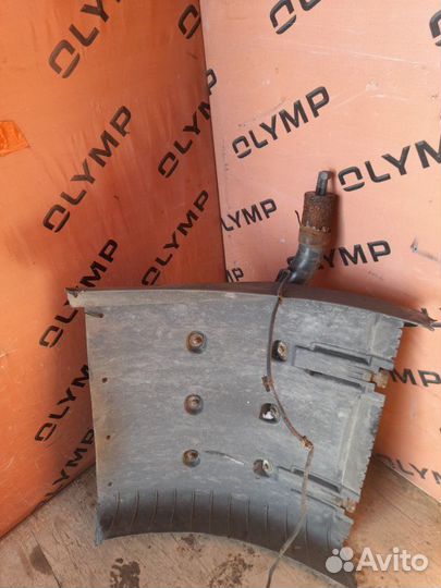 Крыло заднее правое Toyota R 470 La4X2Mn DT1215L02