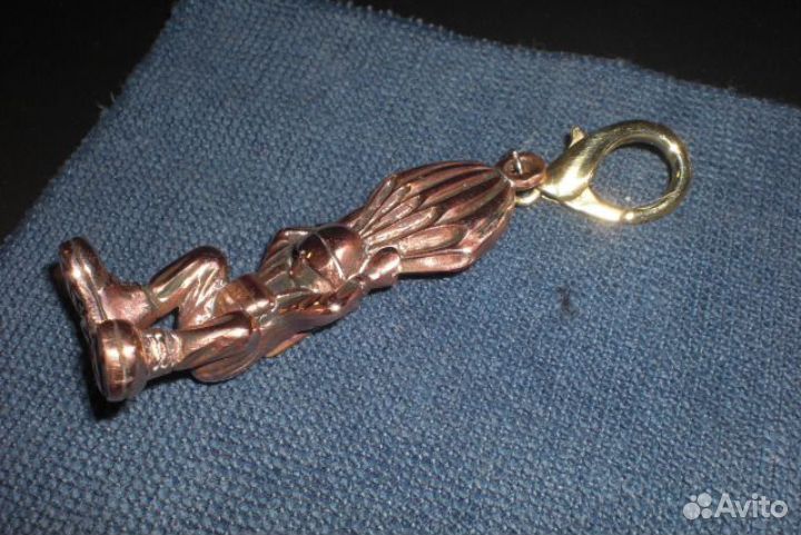 Брелок из латуни парашютист