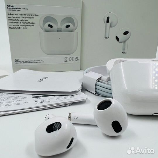 Apple AirPods 3 (Premium) + чехол