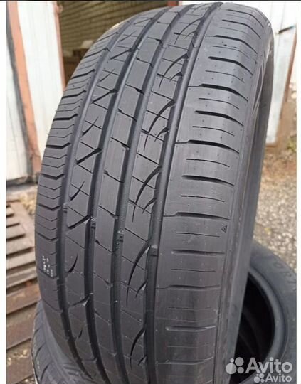 Fortune FSR702 235/45 R18 98Y